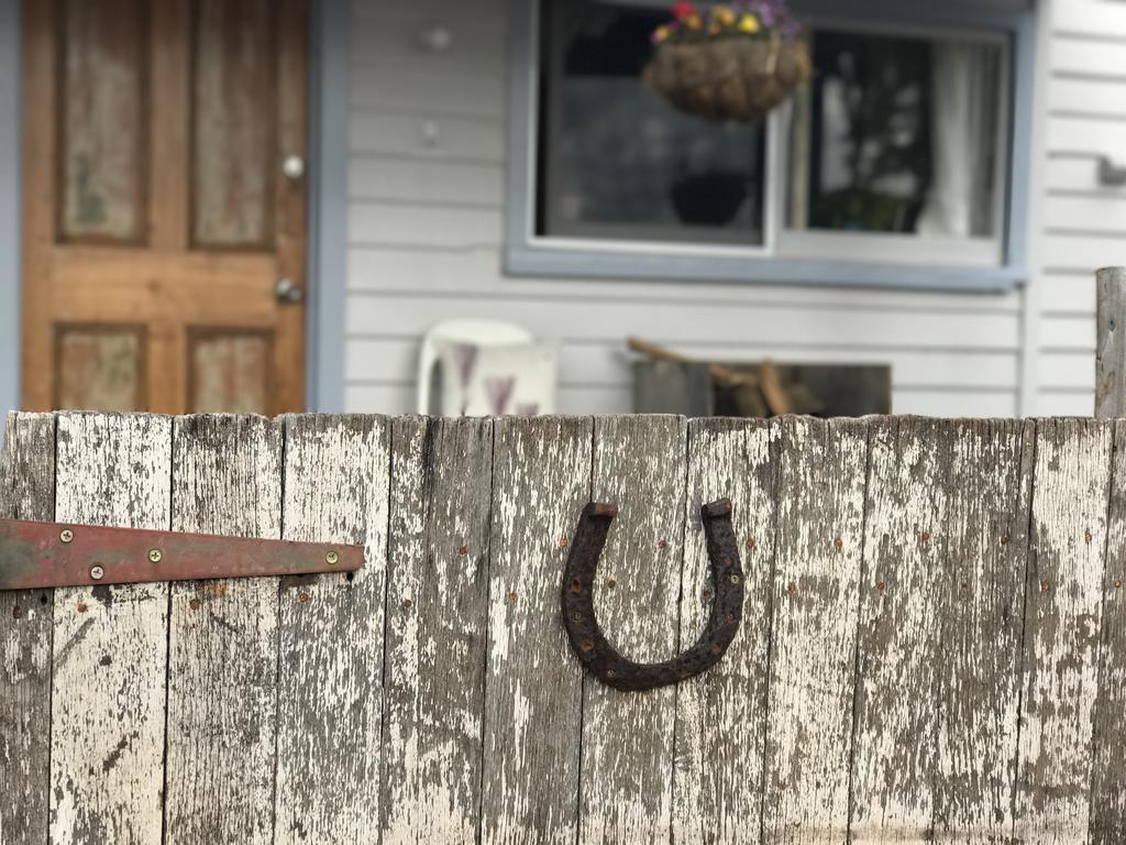 Robin Hoods Well Farm Stay Sassafras Exterior foto